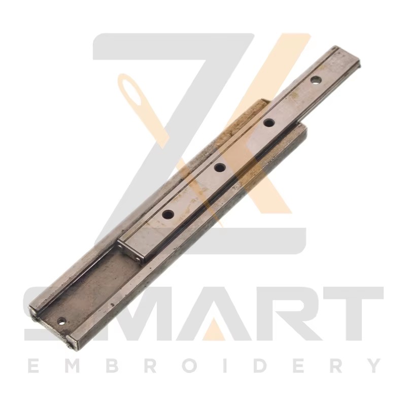 Penggunaan 6 Warna Tajima Looper Case Slide Unit Chenille Embroidery Machine Parts CL0233010600 CH018